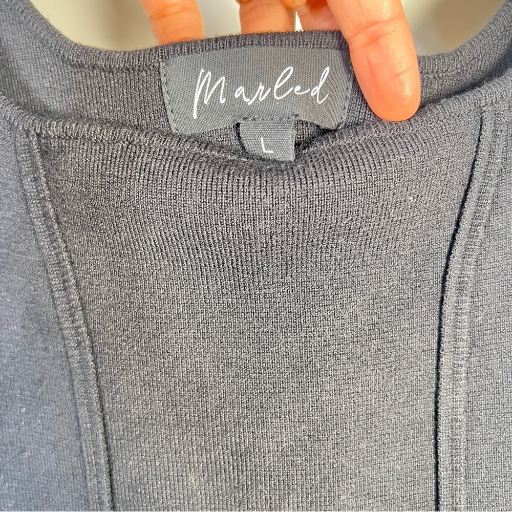 Marled Thick Knit Black Tank Top Women’s Size Large Minimalist Capsule Wardrobe - Picture 5 of 6